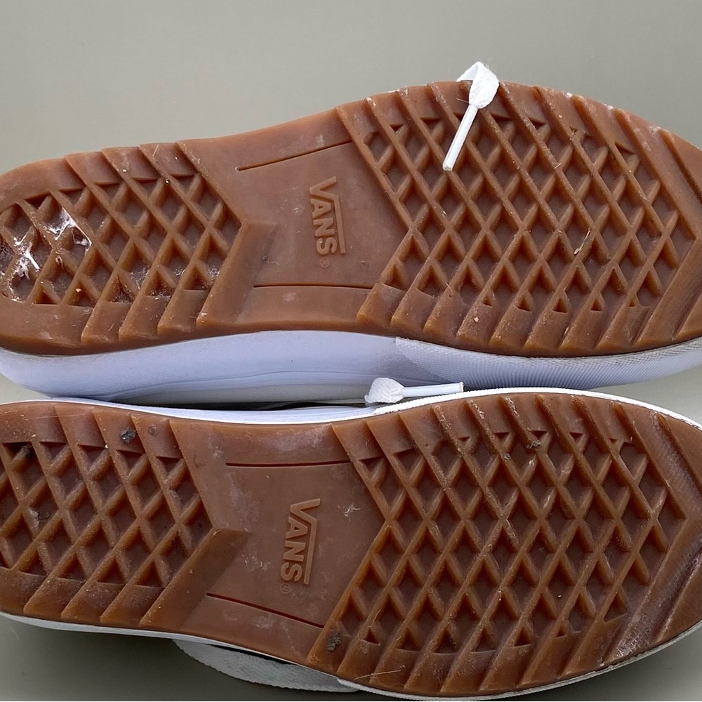 Vans Women’s Sk8-Hi Platform White Gum Sole High Top Skate Sneakers Shoes 7.5 - Picture 6 of 15